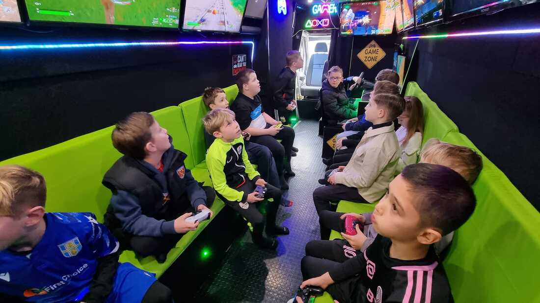 childrensgamingbus,childrensparty,xboxgaming,partybus