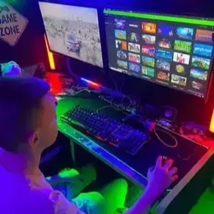 Children enjoying a gaming bus party with Streetside Gaming